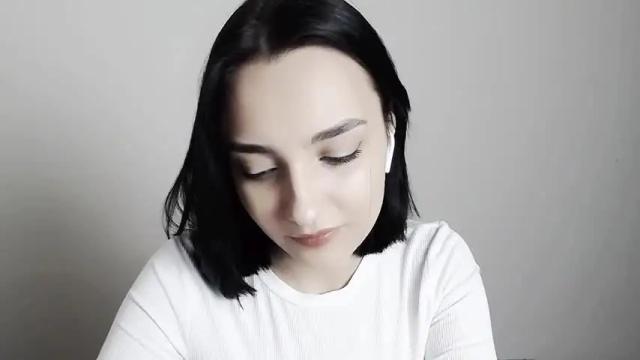 Image 3 of veryveryshygirl Stream on Chaturbate on 13 months ago