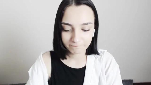 Image 3 of veryveryshygirl Stream on Chaturbate on 13 months ago