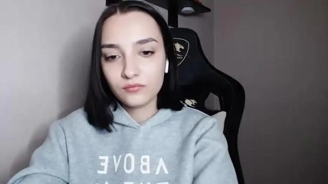 Image 7 of veryveryshygirl Stream on Chaturbate on 13 months ago