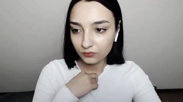 Image 4 of veryveryshygirl Stream on Chaturbate on 12 months ago