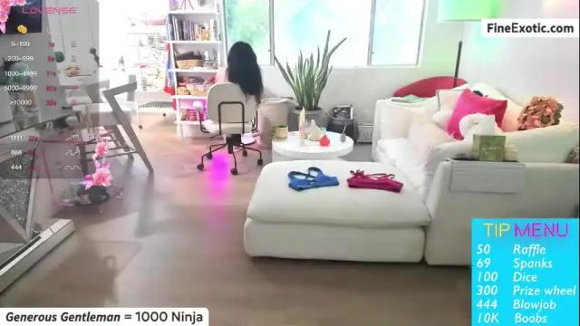 Image 11 of vesafine Stream on Chaturbate on 1 month ago