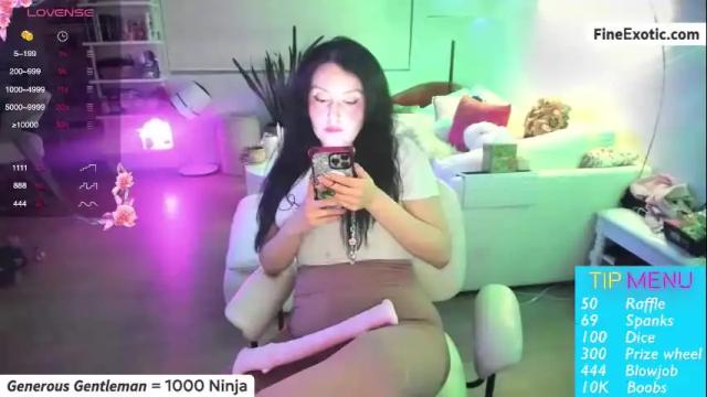 Image 11 of vesafine Stream on Chaturbate on 1 month ago