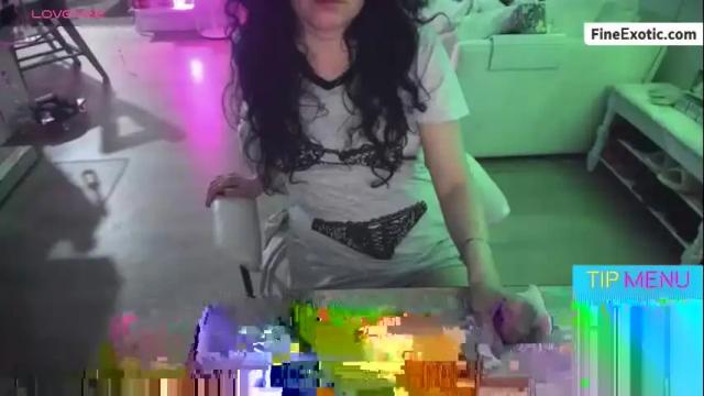 Image 8 of vesafine Stream on Chaturbate on 11 days ago
