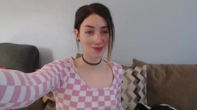 Image 10 of vesper_luxe Stream on Chaturbate on 14 months ago