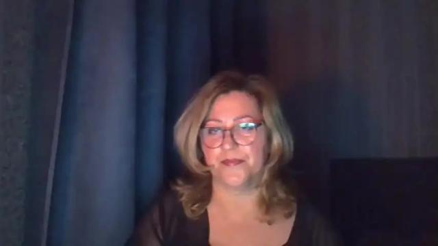 Image 2 of vestabest Stream on Chaturbate on 14 months ago