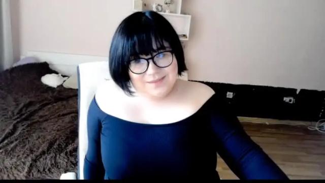 Image 12 of vi__vixen Stream on Chaturbate on 12 months ago