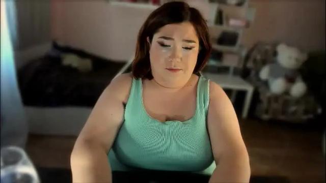Image 7 of vi__vixen Stream on Chaturbate on 22 days ago