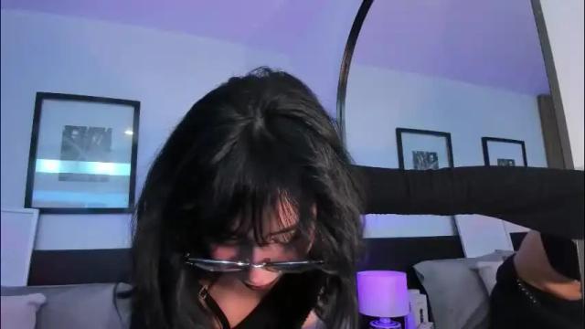 Image 2 of vi_anaya Stream on Chaturbate on 1 day ago