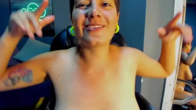 Image 6 of vi_campbell Stream on Chaturbate on 15 months ago