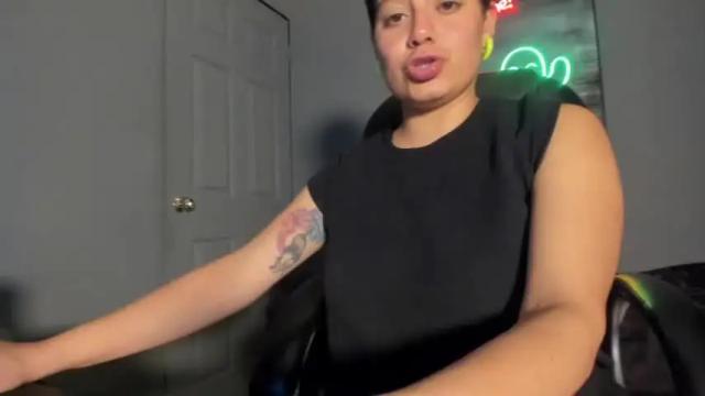 Image 11 of vi_campbell Stream on Chaturbate on 14 months ago