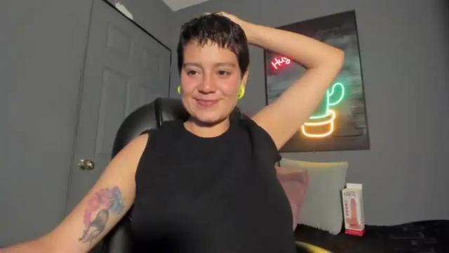 Image 8 of vi_campbell Stream on Chaturbate on 14 months ago