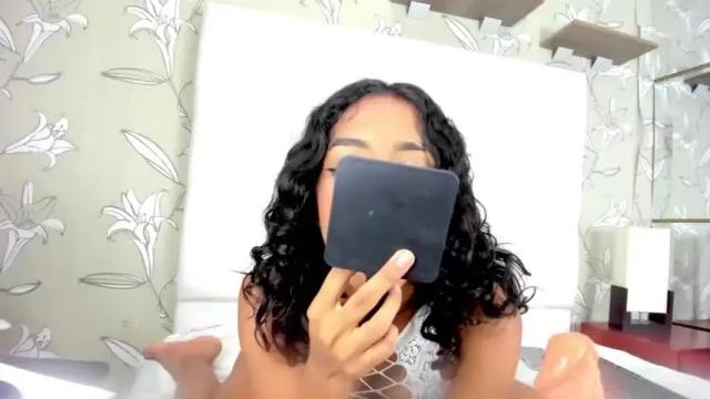 Image 4 of vianka_miller Stream on Chaturbate on 20 months ago