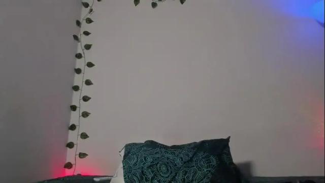 Image 2 of vianka_millerxxx Stream on Chaturbate on 2 months ago