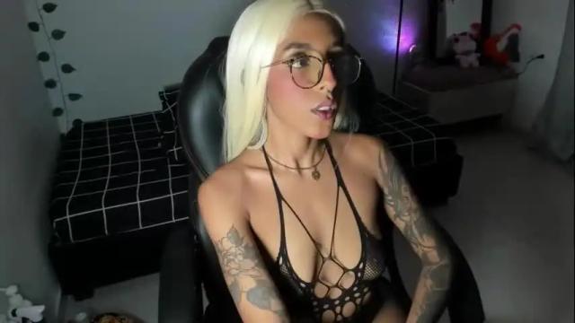 Image 4 of vianka_millerxxx Stream on Chaturbate on 24 days ago