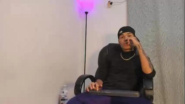 Image 4 of vianka_millerxxx Stream on Chaturbate on 1 month ago