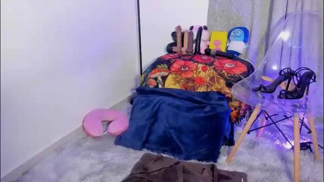 Image 2 of vianka_millerxxx Stream on Chaturbate on 26 days ago