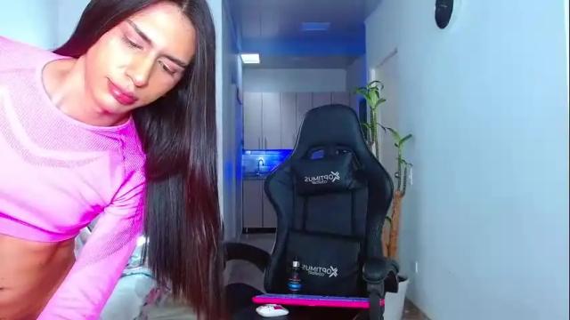 Image 12 of viannca__ Stream on Chaturbate on 14 days ago