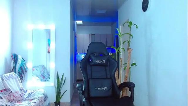 Image 3 of viannca__ Stream on Chaturbate on 4 days ago