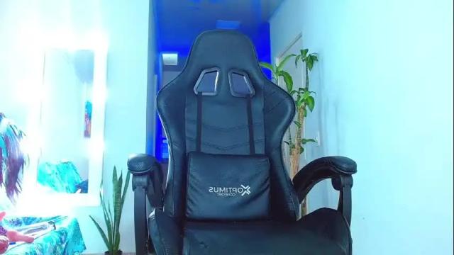 Image 12 of viannca__ Stream on Chaturbate on 17 days ago