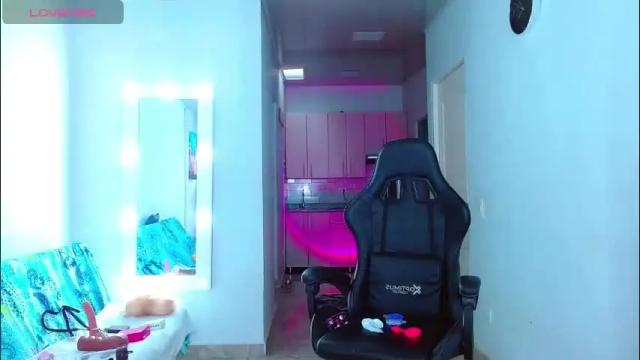 Image 4 of viannca__ Stream on Chaturbate on 1 month ago