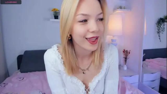 Image 6 of vibes_of_joy Stream on Chaturbate on 12 days ago