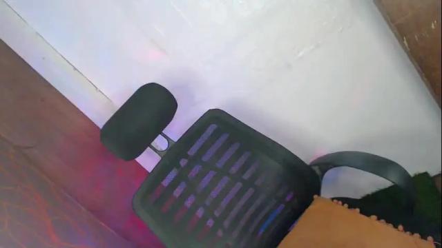 Image 12 of vibewithmia69 Stream on Chaturbate on 1 month ago