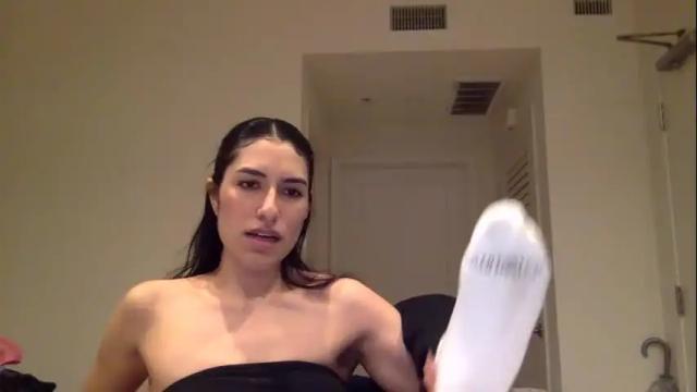 Image 11 of vibingwithchloe Stream on Chaturbate on 7 months ago