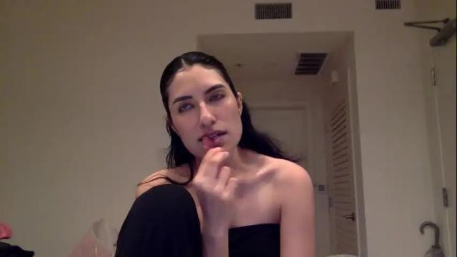 Image 6 of vibingwithchloe Stream on Chaturbate on 7 months ago