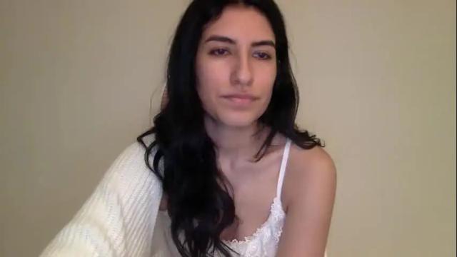 Image 4 of vibingwithchloe Stream on Chaturbate on 5 months ago