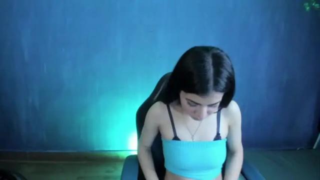 Image 2 of vic_3 Stream on Chaturbate on 14 months ago