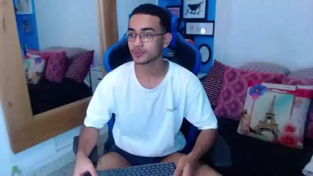 Thumbnail 3, vicente_mendoza's Stream at Chaturbate, 12 months ago