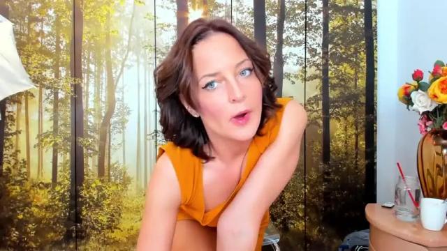 Image 4 of viciousqueen Stream on Chaturbate on 13 days ago