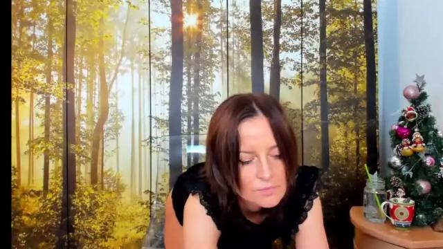 Image 10 of viciousqueen Stream on Chaturbate on 27 days ago