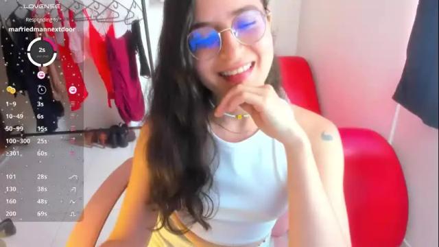 Image 4 of vicky_cristinax Stream on Chaturbate on 2 months ago