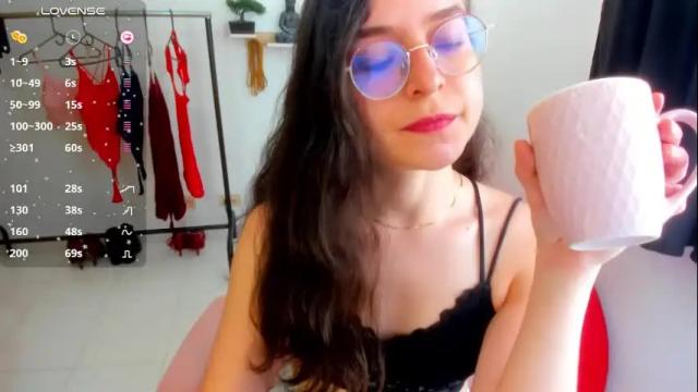Image 11 of vicky_cristinax Stream on Chaturbate on 1 month ago