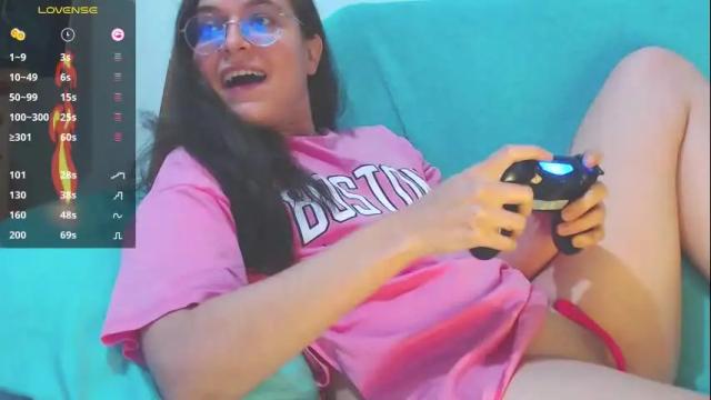Image 12 of vicky_cristinax Stream on Chaturbate on 1 month ago