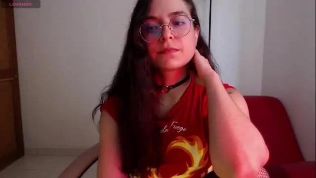 Image 11 of vicky_cristinax Stream on Chaturbate on 27 days ago
