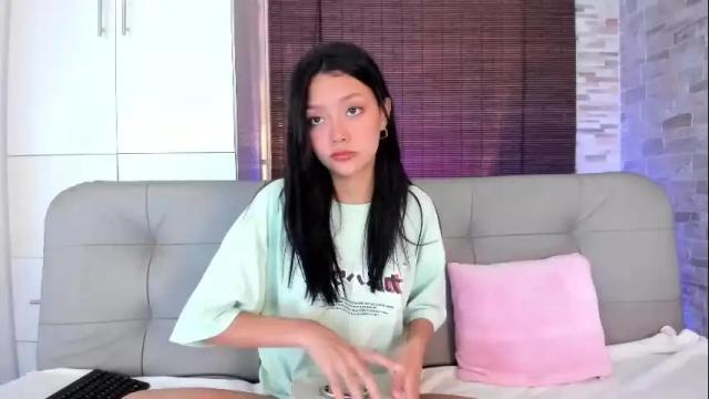 Image 3 of vicky_kittyy Stream on Chaturbate on 4 months ago