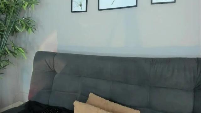 Image 2 of vicky_kittyy Stream on Chaturbate on 2 months ago
