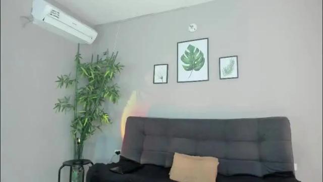 Image 7 of vicky_kittyy Stream on Chaturbate on 2 months ago
