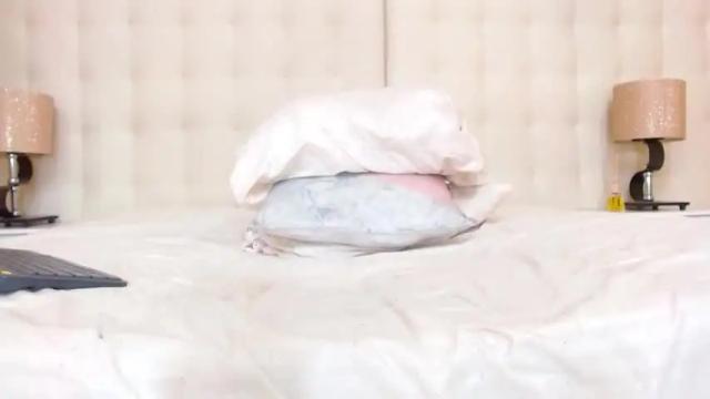 Thumbnail 3, vicky_laurenz's Stream at Chaturbate, 16 months ago