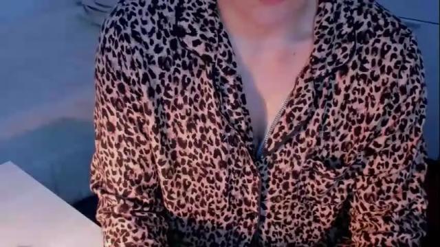 Image 6 of vicky_legal Stream on Chaturbate on 3 months ago