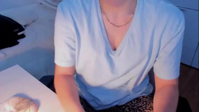 Image 6 of vicky_legal Stream on Chaturbate on 3 months ago