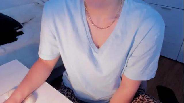 Image 7 of vicky_legal Stream on Chaturbate on 3 months ago