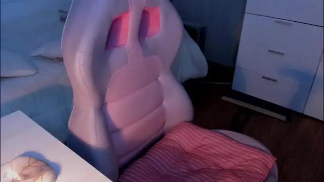 Image 10 of vicky_legal Stream on Chaturbate on 3 months ago