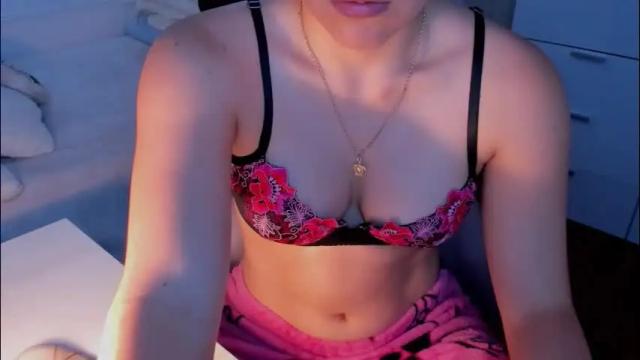 Image 8 of vicky_legal Stream on Chaturbate on 2 months ago