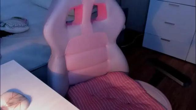 Image 4 of vicky_legal Stream on Chaturbate on 2 months ago