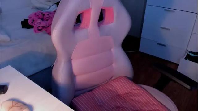 Image 11 of vicky_legal Stream on Chaturbate on 2 months ago