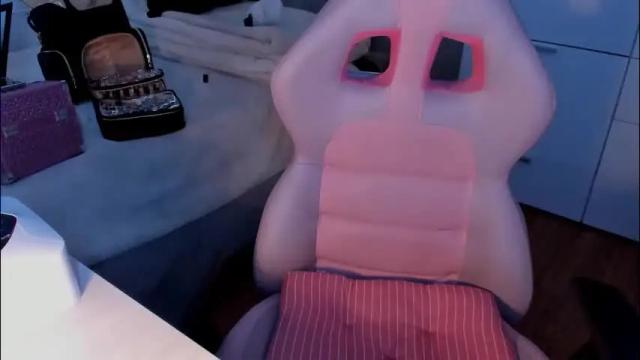 Image 11 of vicky_legal Stream on Chaturbate on 2 months ago