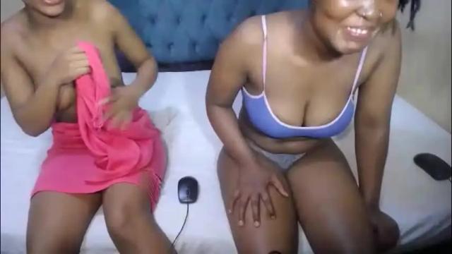 Image 2 of vickyblissx Stream on Chaturbate on 21 days ago